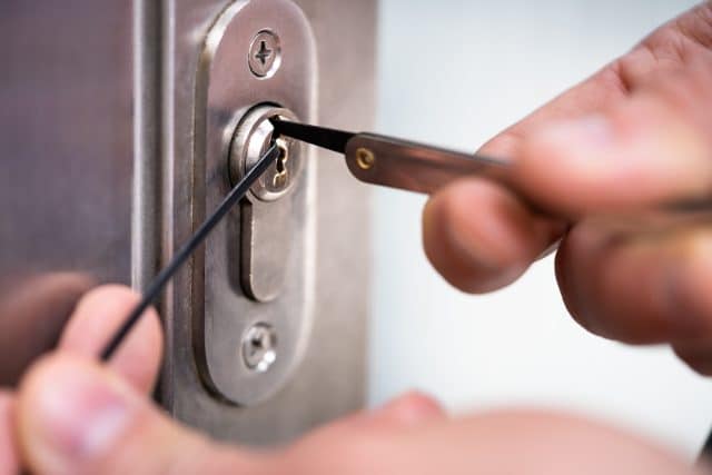 24/7 Emergency Locksmith Services